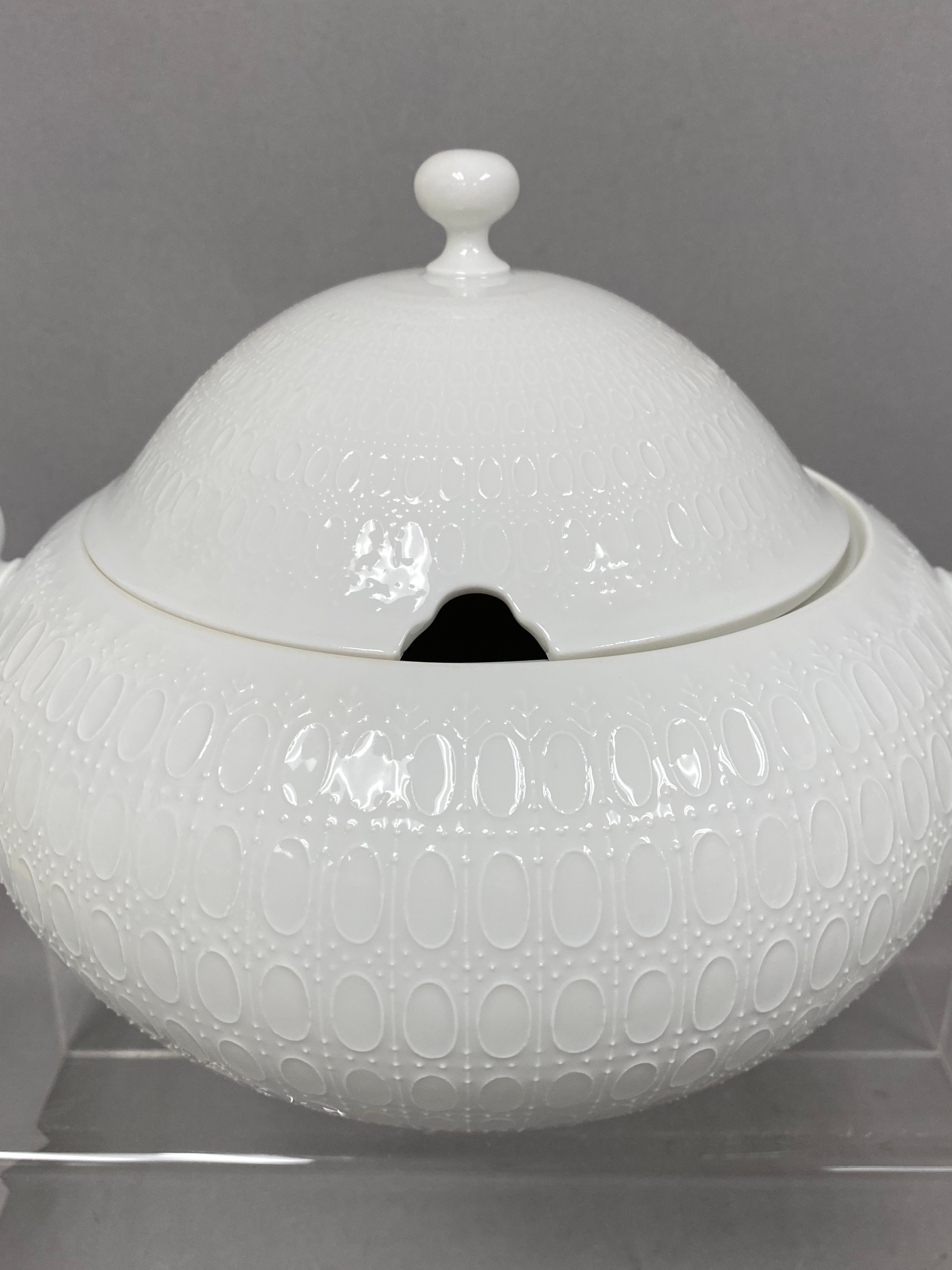 Rosenthal Romanze Porcelain Covered Soup Tureen