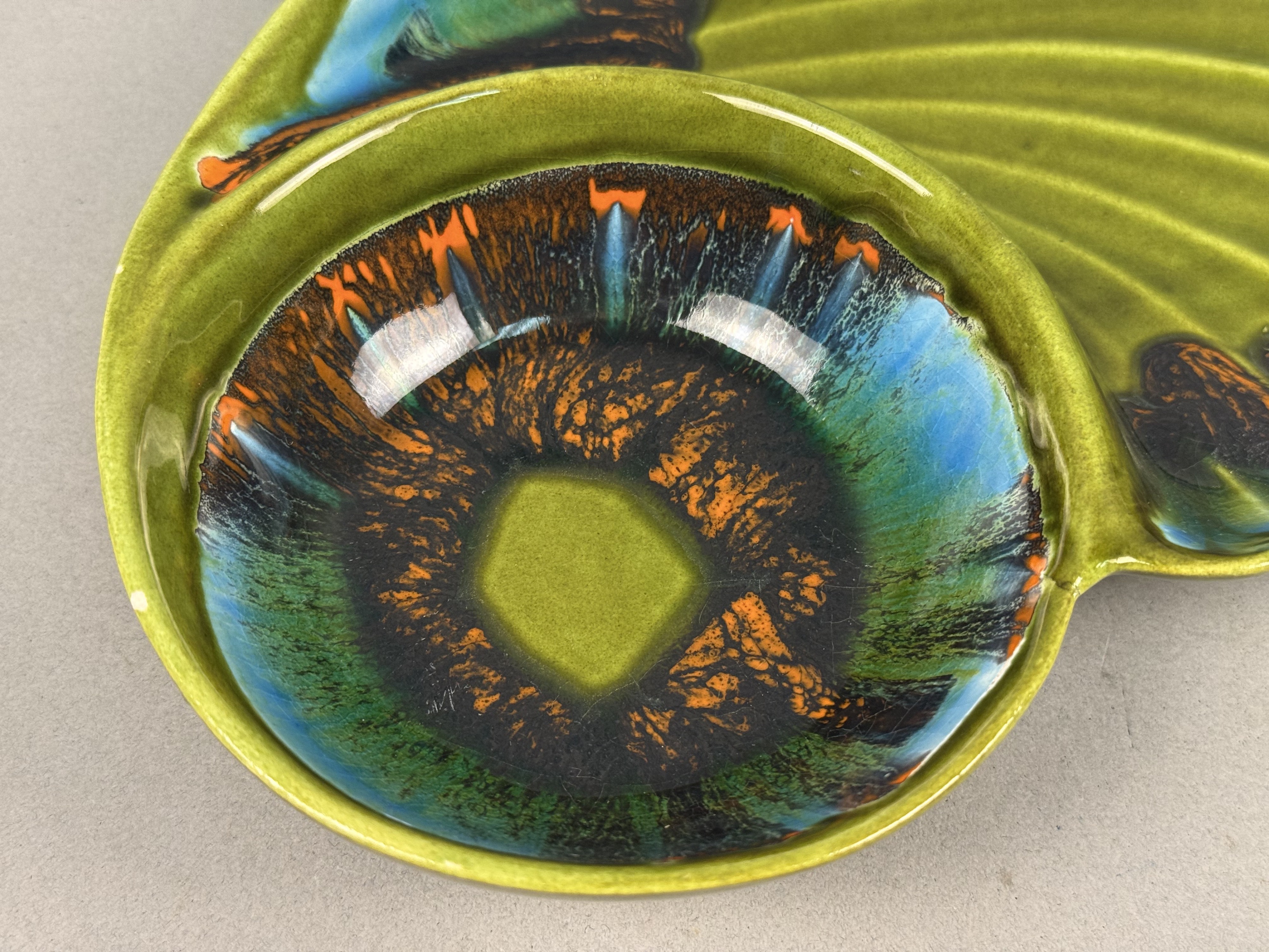 Mid Century Ceramic Wing Chip & Dip Server