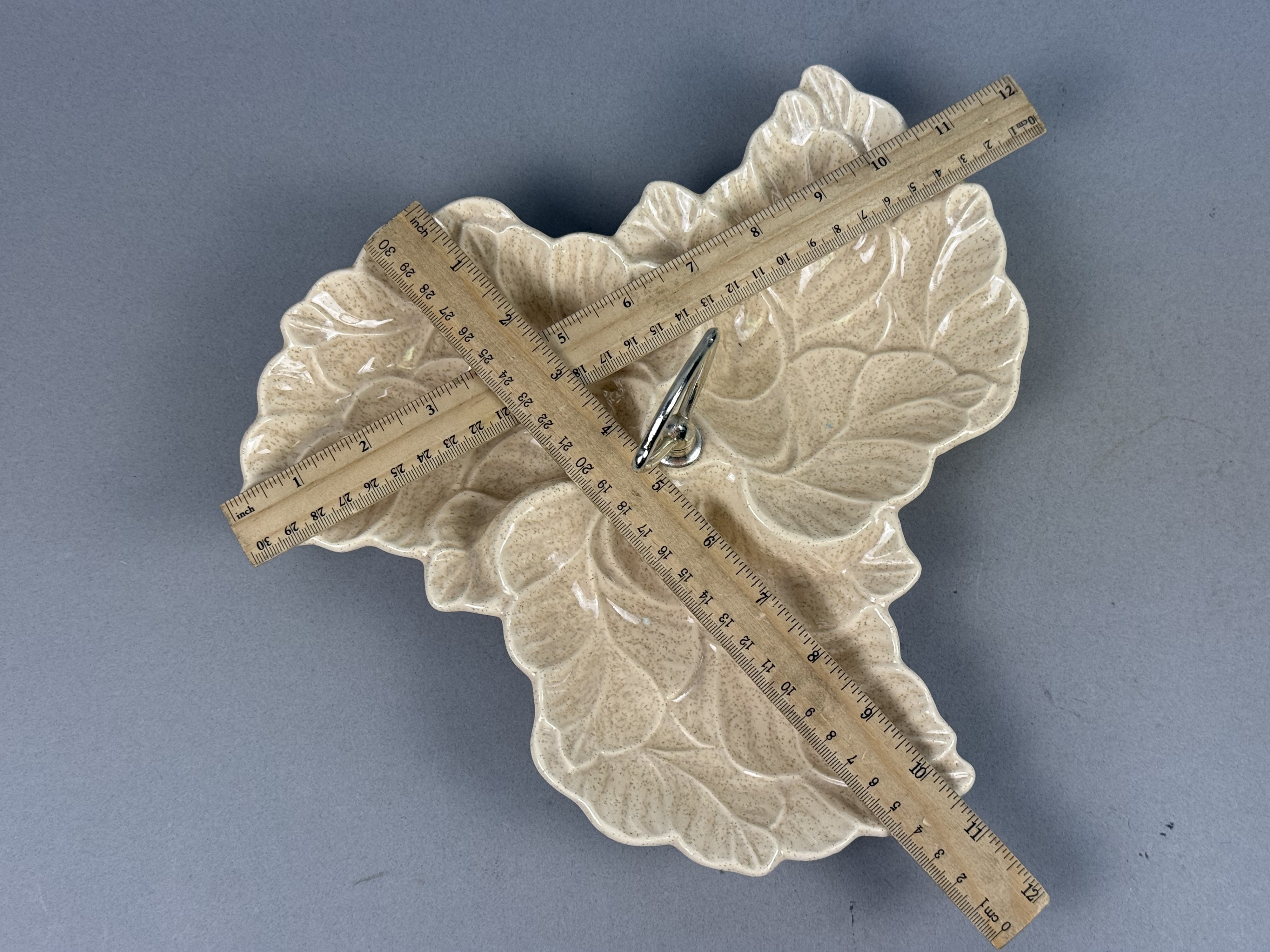 Speckled Earthenware Three-Part Leaf Tidbit Tray