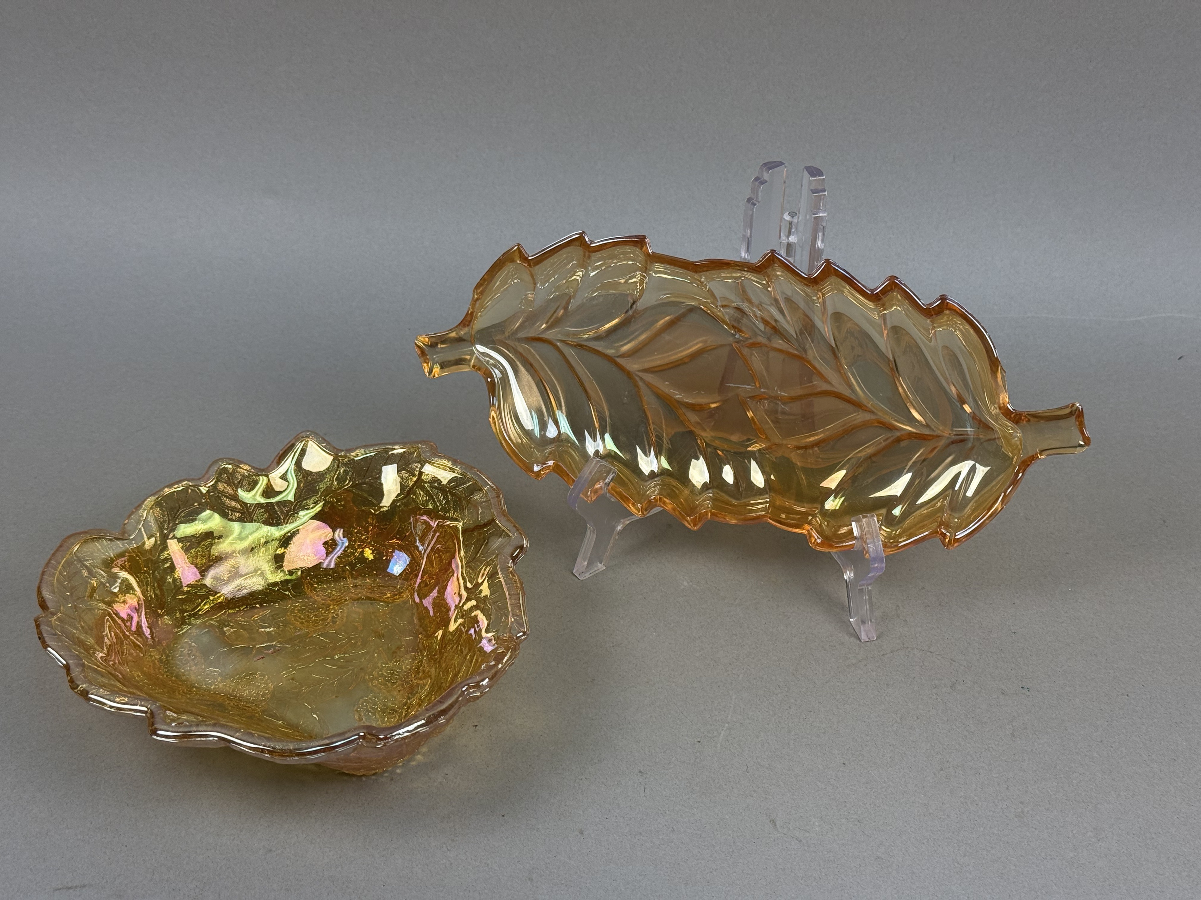 Marigold Carnival Glass Loganberry Berry Bowl & Leaf Dish