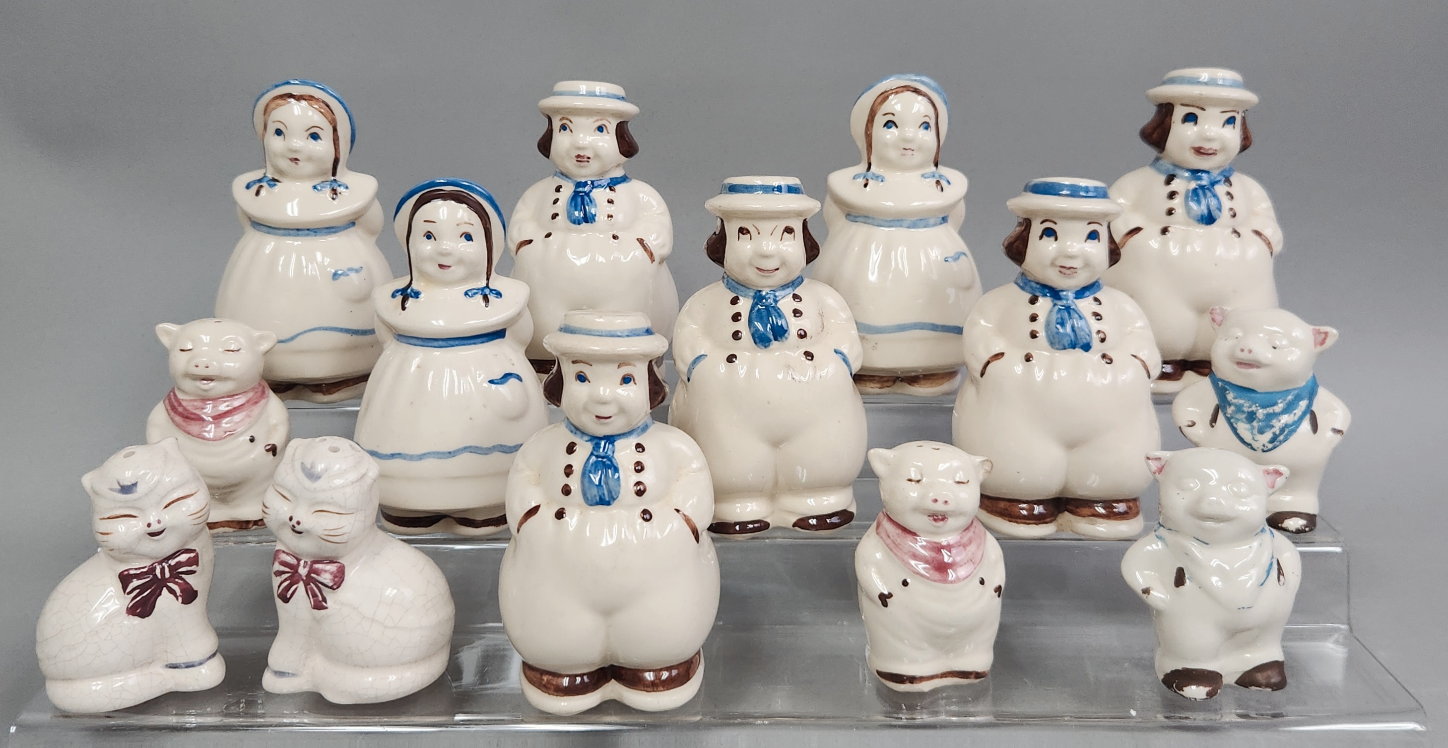 ManuCrafts Dutch Family & Animal Shakers