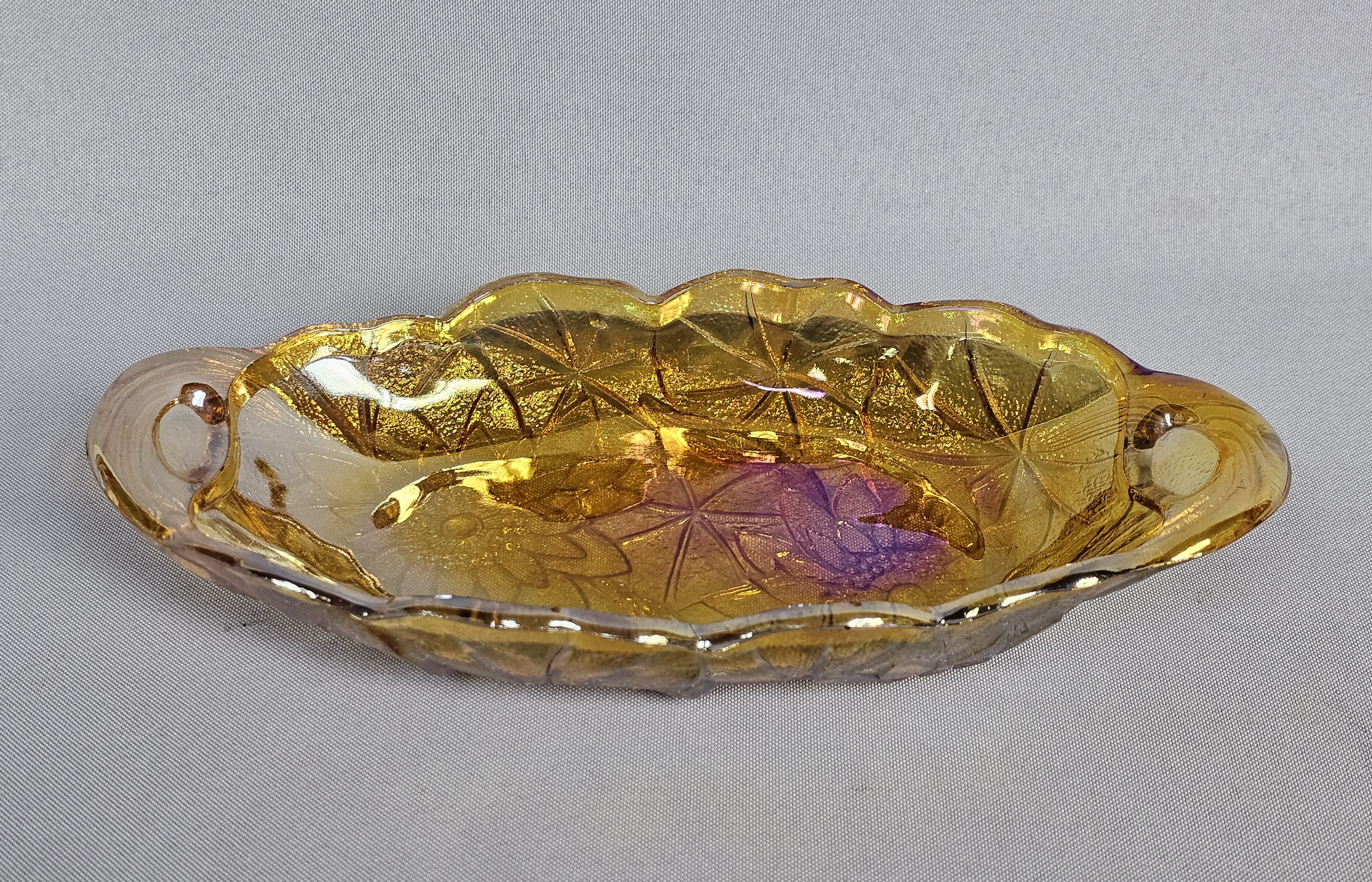 Indiana Glass Marigold Sunflower Relish Dish
