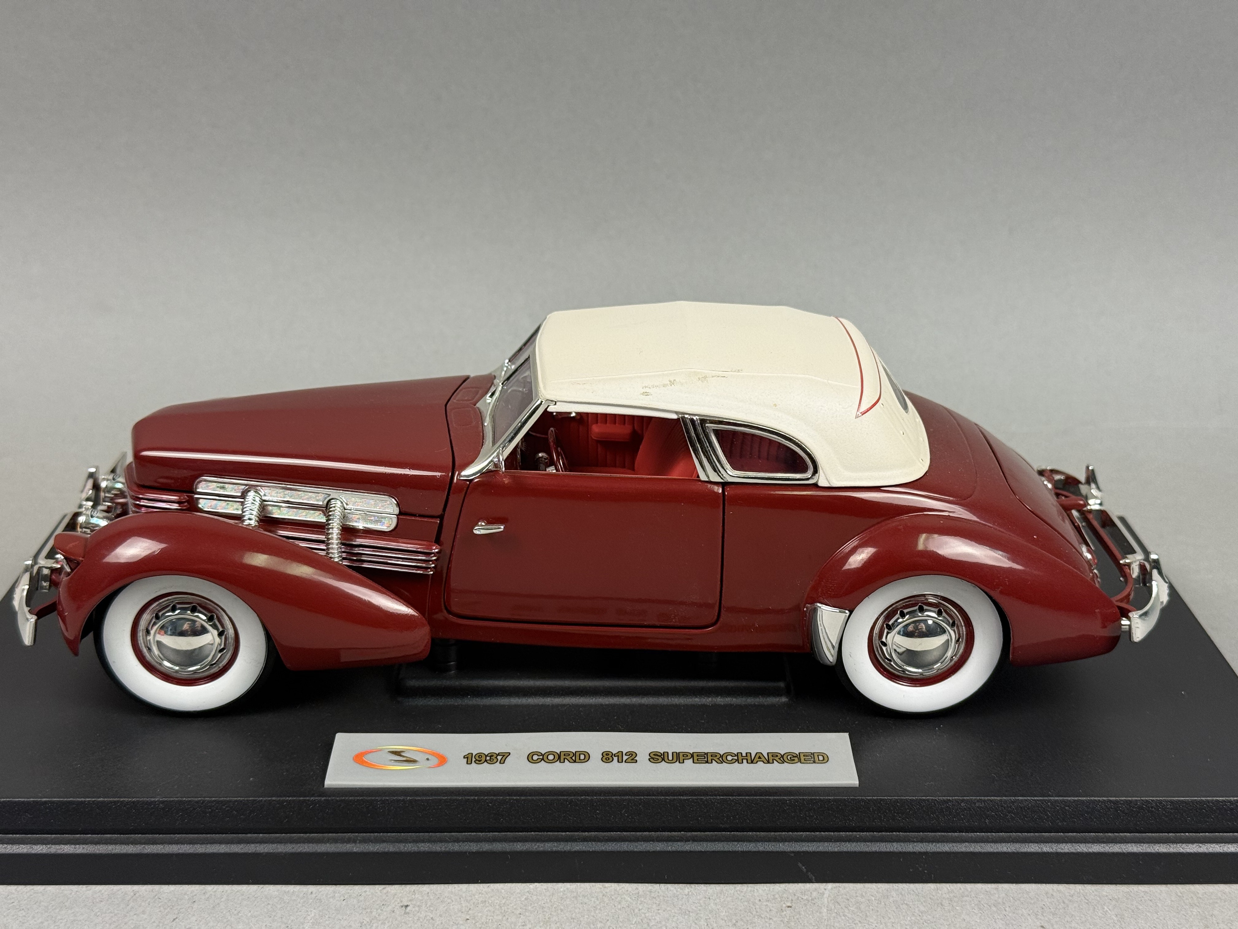 1937 Cord 812 Supercharged Model