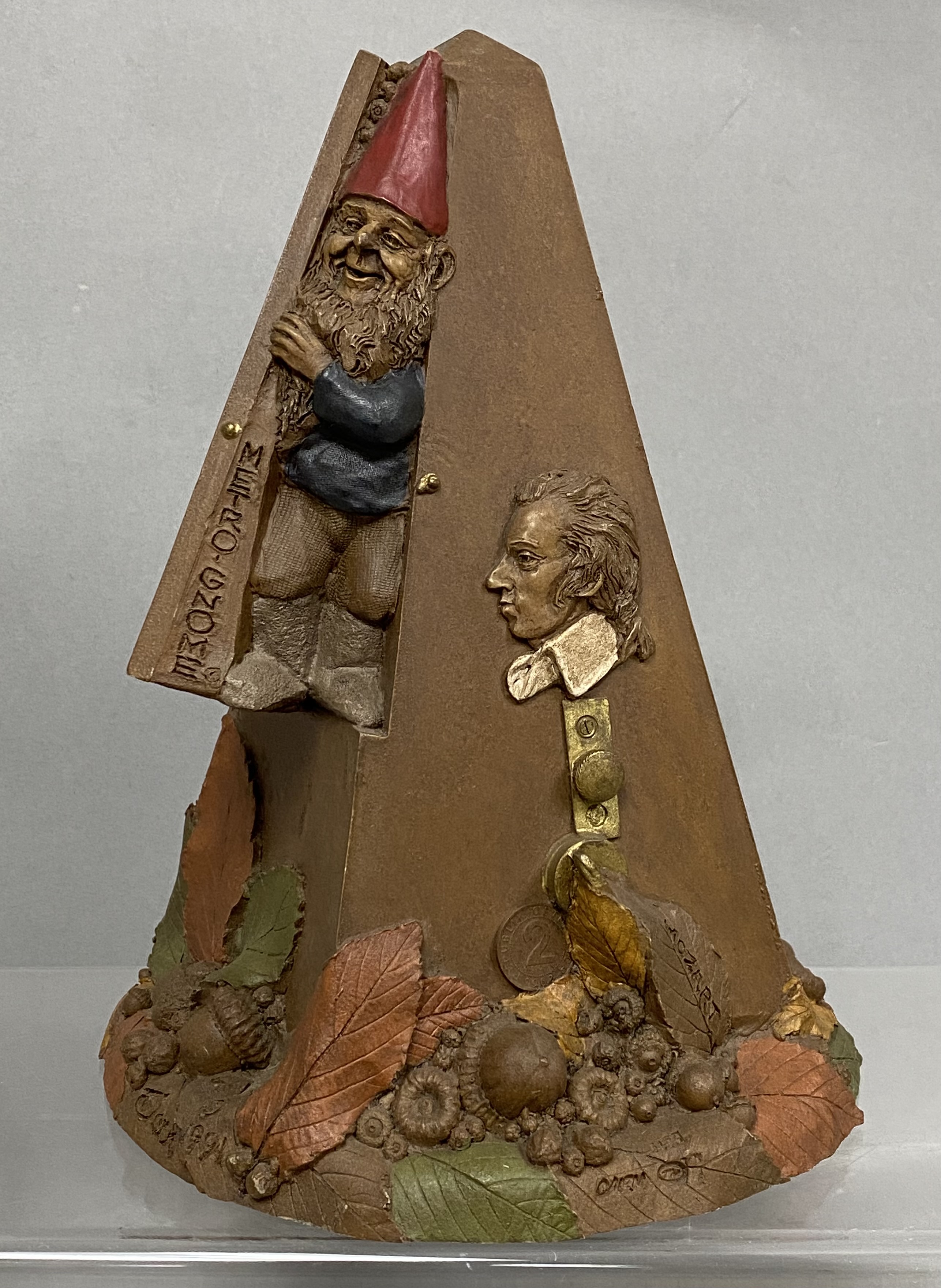 Tom Clark Cairn Studio Resin Figurine