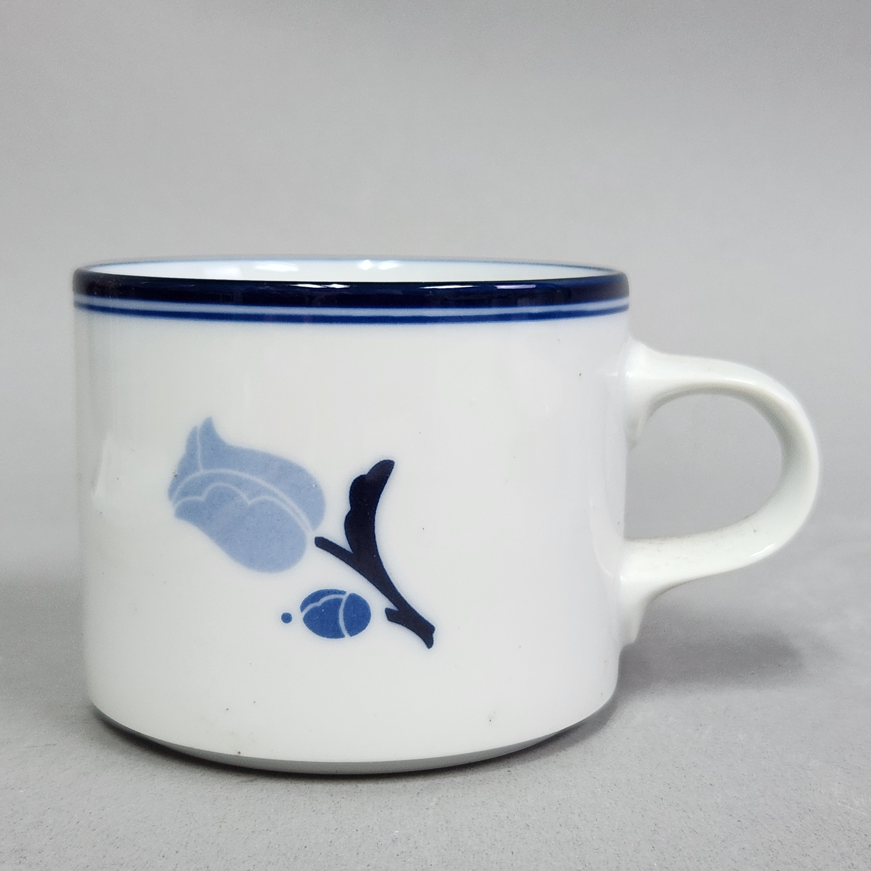 Dansk La Tulipe Ceramic Service