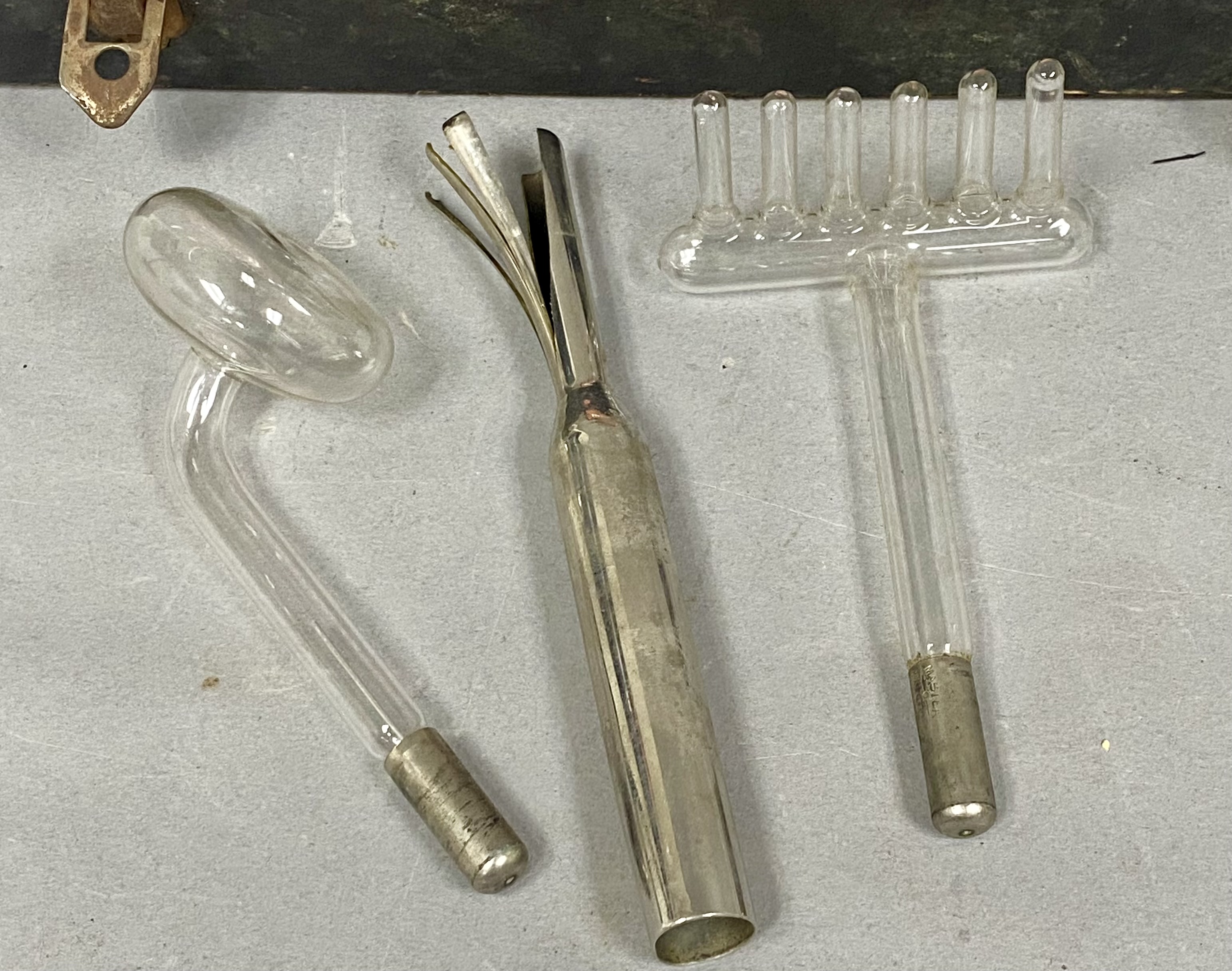 Master Electric Vintage Violet Ray Set