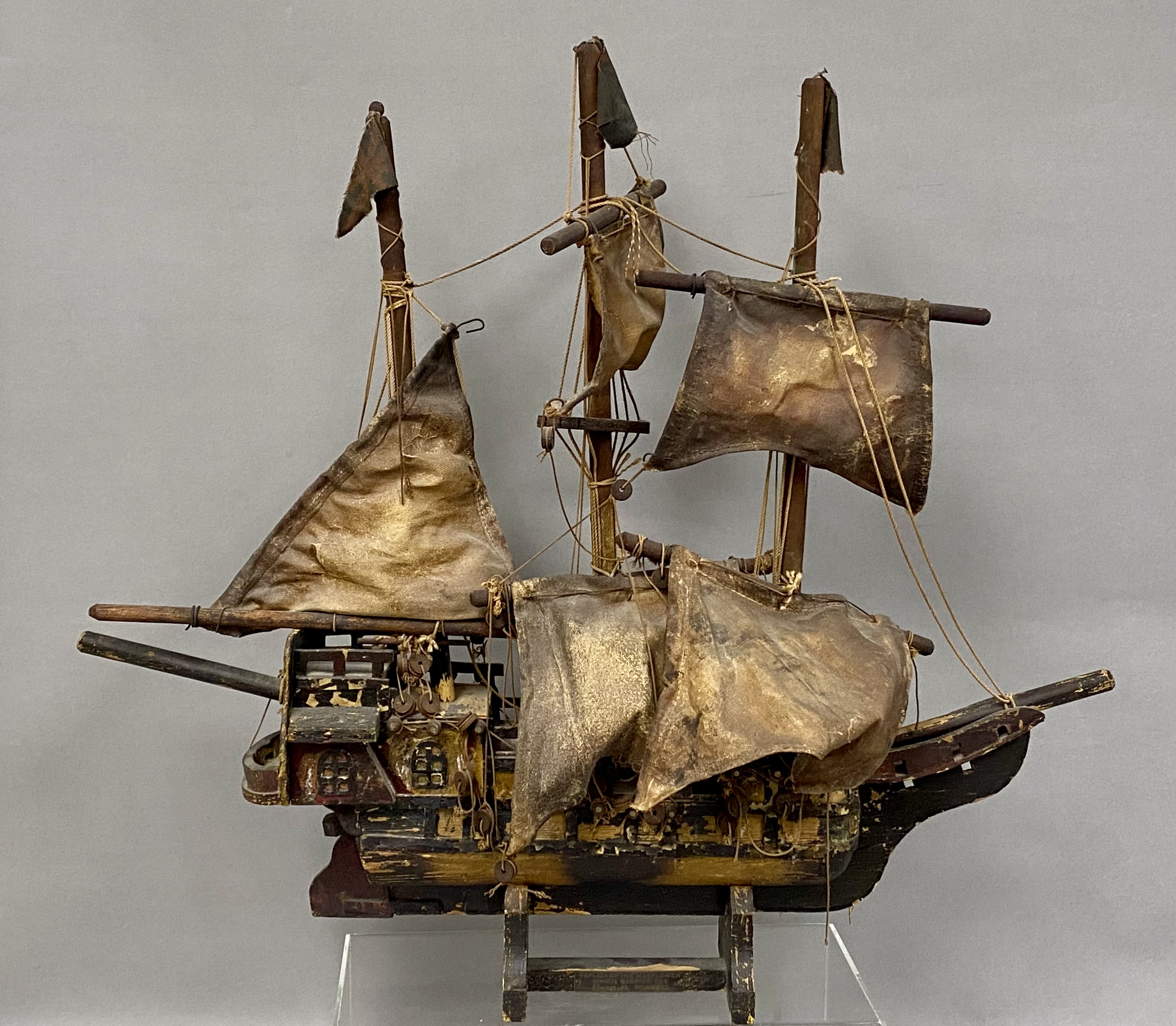 Vintage Weathered Wood Mayflower Model