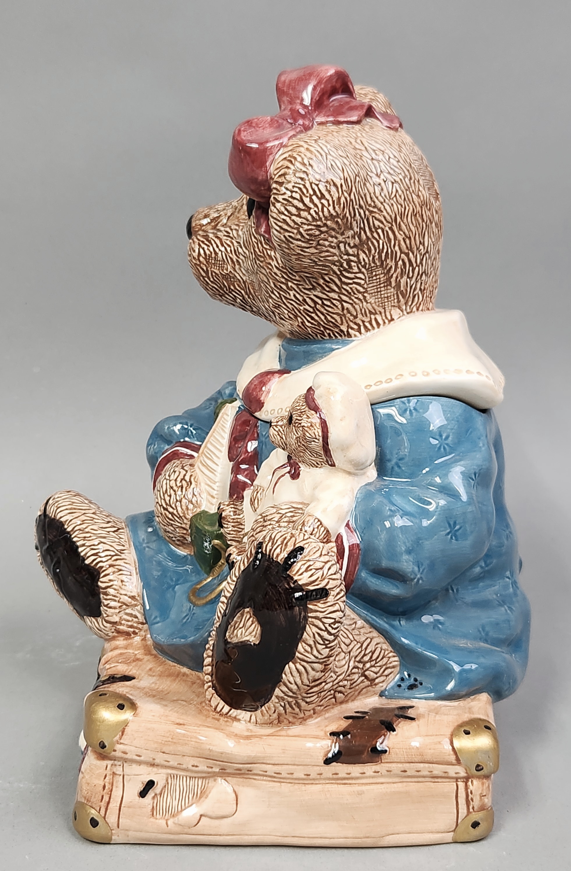 Boyds Bears Bailey Suitcase Cookie Jar