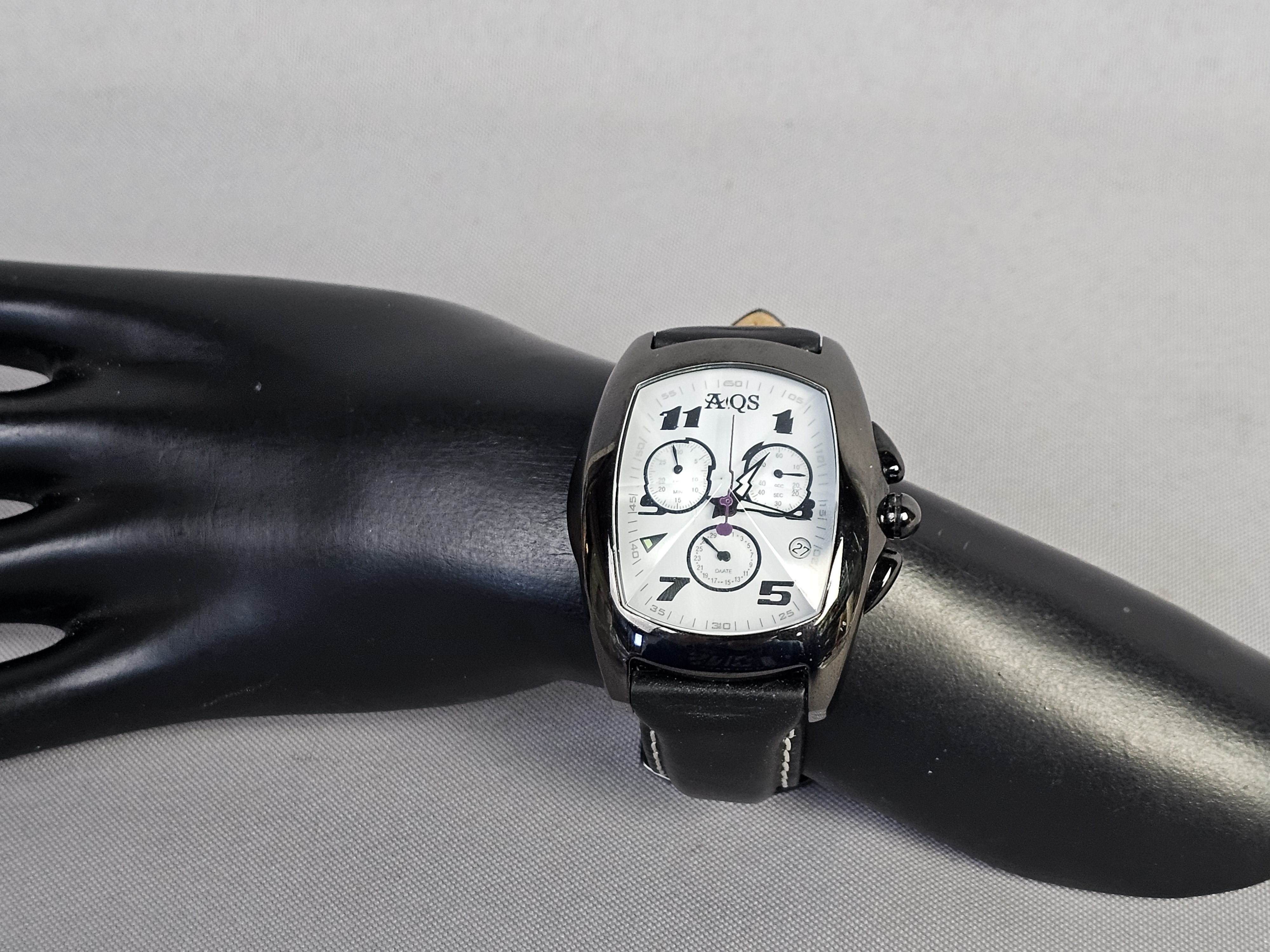 AQS Chronograph Style Wristwatch
