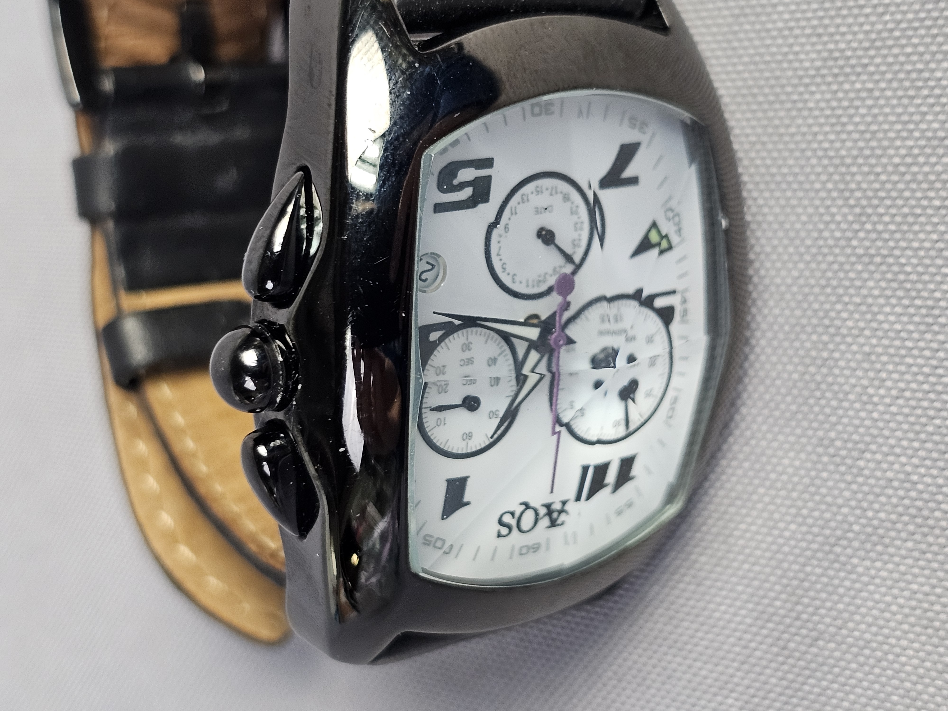 AQS Chronograph Style Wristwatch