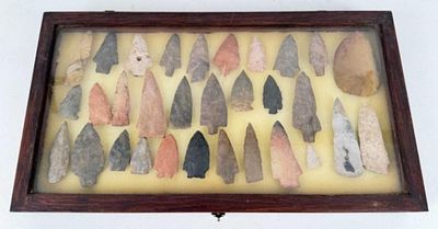 (31) Indian Arrowheads/Points. Comes with display case. Case: 9 7/8" X 18 1/8". Condition- 