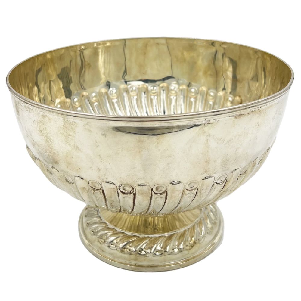 Lot 154: A LARGE SILVER ROSE/PUNCHBOWL WITH HALF FLUTING DECORATION,...