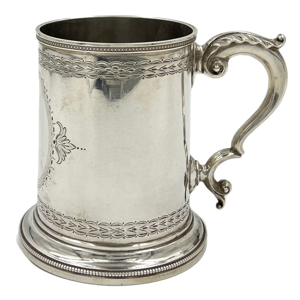 Lot 159: A FINE QUALITY AND SIZE VICTORIAN SILVER TANKARD...