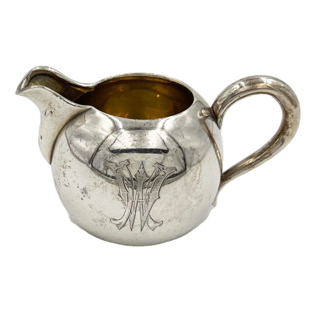 Lot 163: A SMALL RUSSIAN SILVER MILK/CREAM JUG, 1887 (CYRILLIC...