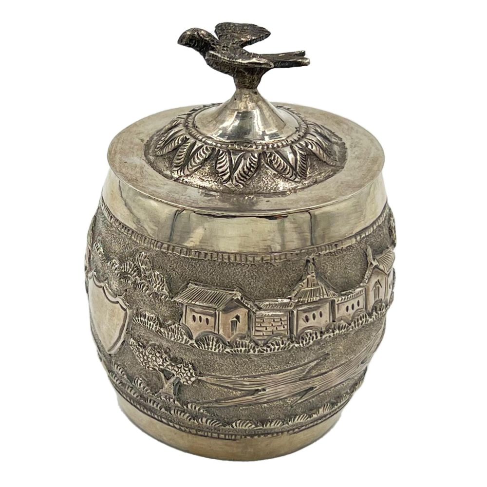 Lot 182: AN UNUSUAL SMALL SILVER LIDDED CONTAINER, POSSIBLY BURMESE,...