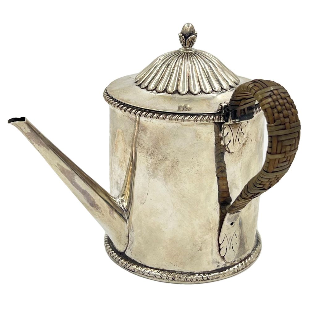Lot 195: A GOOD QUALITY GEORGIAN STYLE SILVER ARGYLE WITH...