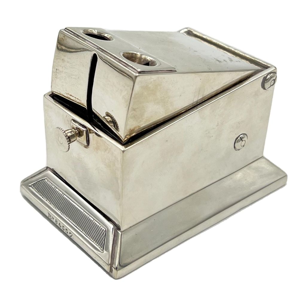 Lot 212: AN UNUSUAL SILVER CIGAR CUTTER AND VESTA CASE,...