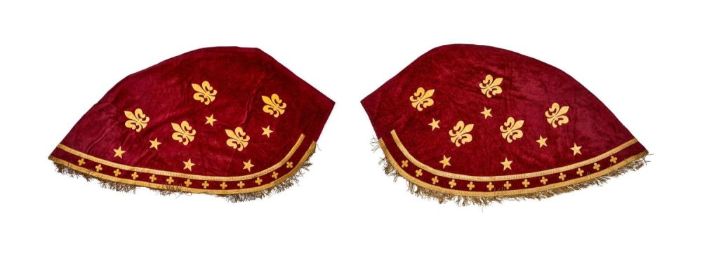 Lot 275: A PAIR OF EUROPEAN GILT SILVER THREAD EMBROIDERY...