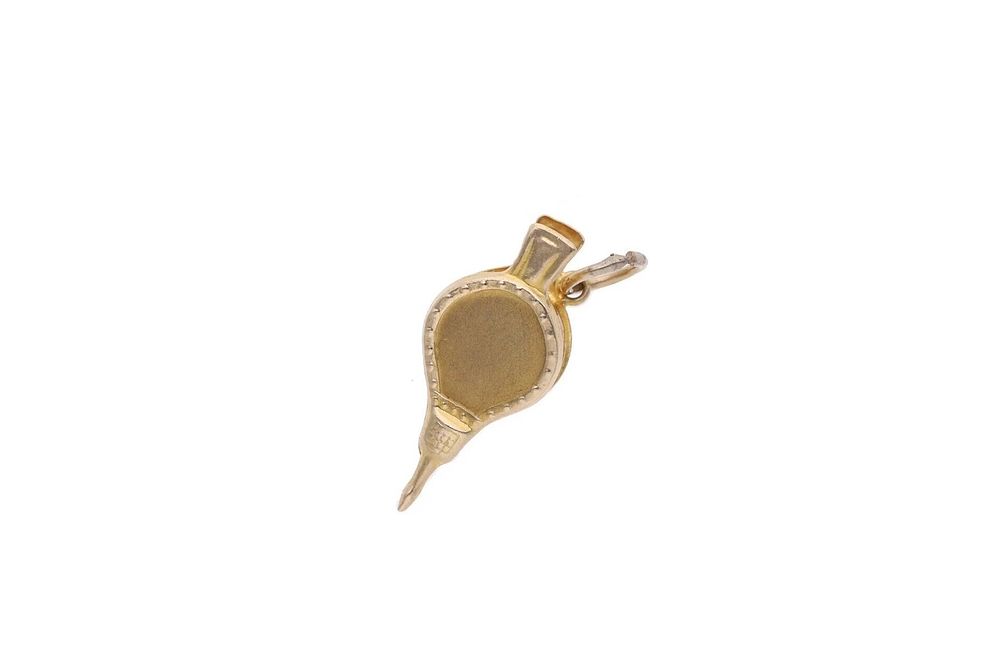 Lot 170: 9ct Gold 3D Fan Charm