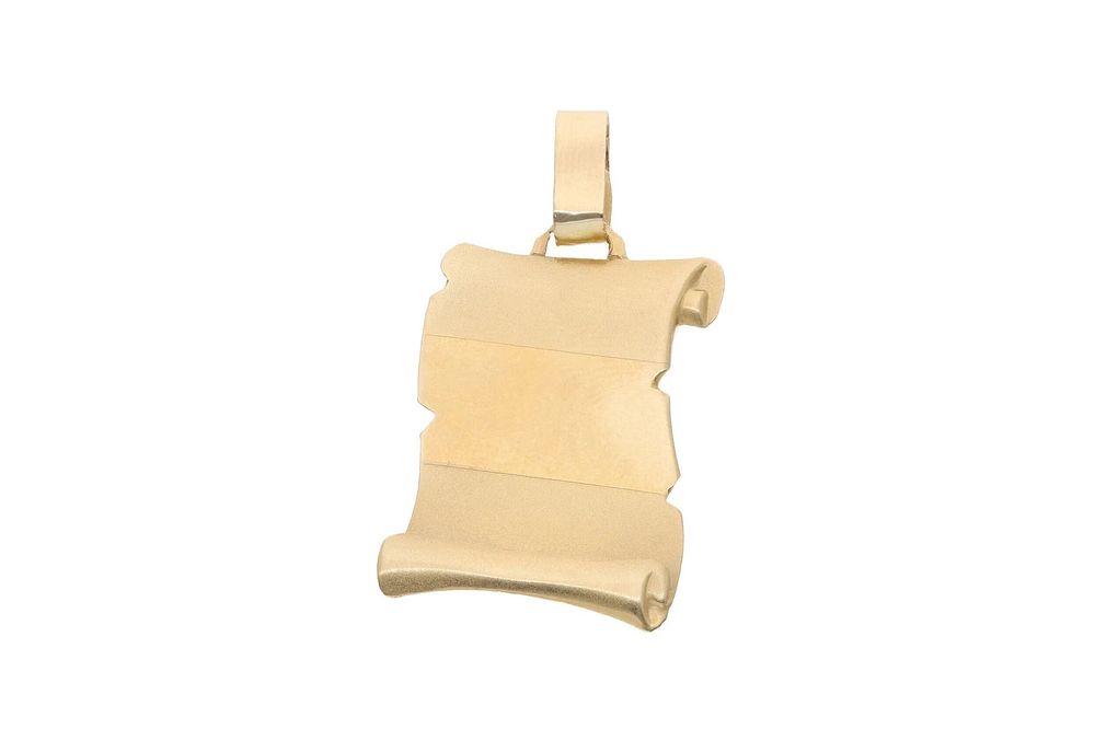 Lot 173: 18ct Gold Open Scroll Pendant.