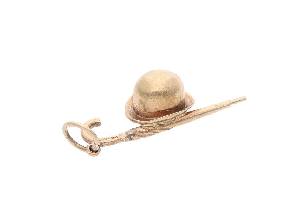 Lot 201: 9ct Gold Chapeau Umbrella Charm.