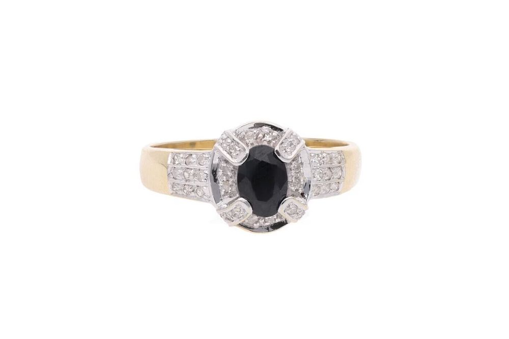 Lot 308: 9ct Gold Sapphire and diamond Cluster Ring, Size 9.5 | T