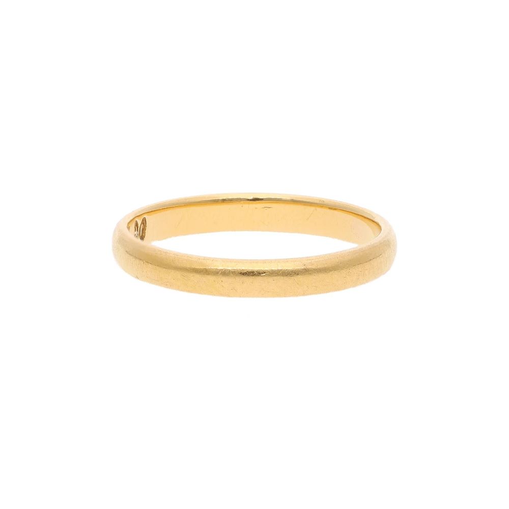Lot 330: 22ct Gold Band Ring, Size 5.25 | K