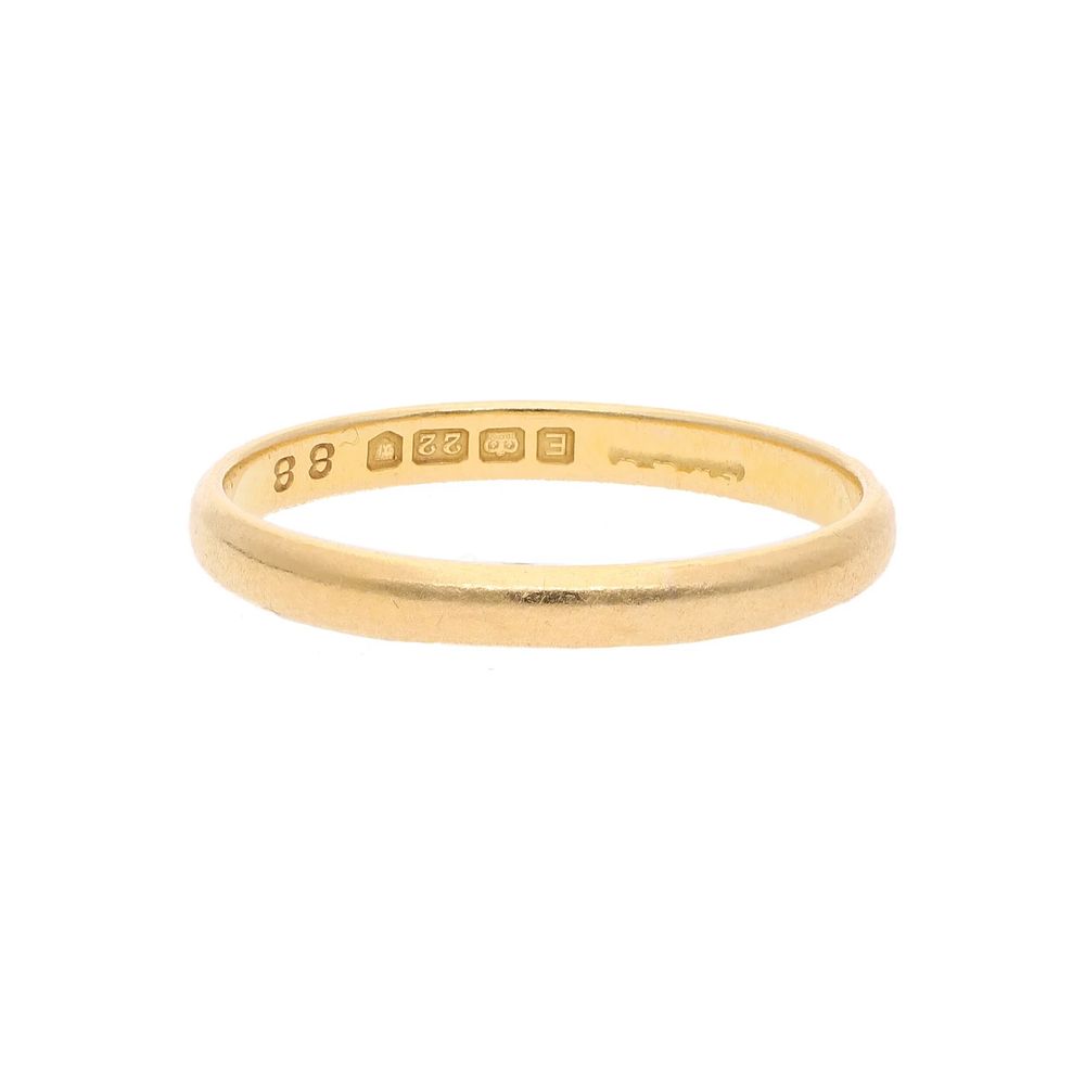 Lot 331: 22ct Gold Band Ring, Size 8.5 | Q 1/2