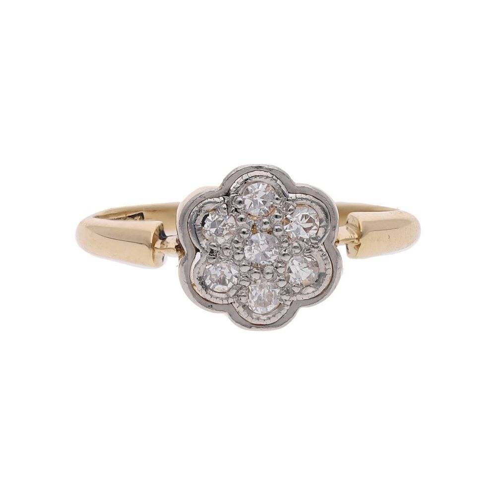 Lot 347: 18ct Gold and Diamond Cluster Ring, Size G 1/2 UK