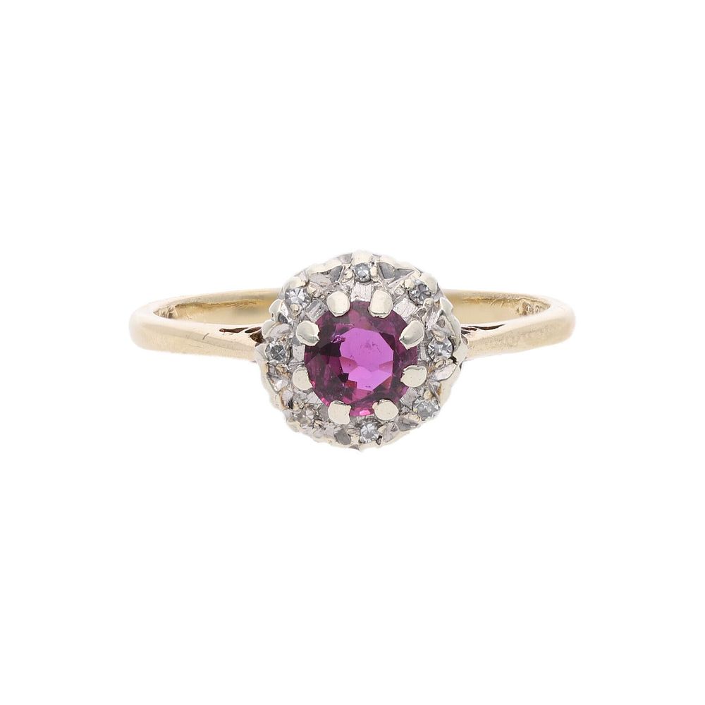 Lot 399: 18ct Gold Garnet and Diamond Cluster Ring, Size 7.5 US | Size P UK