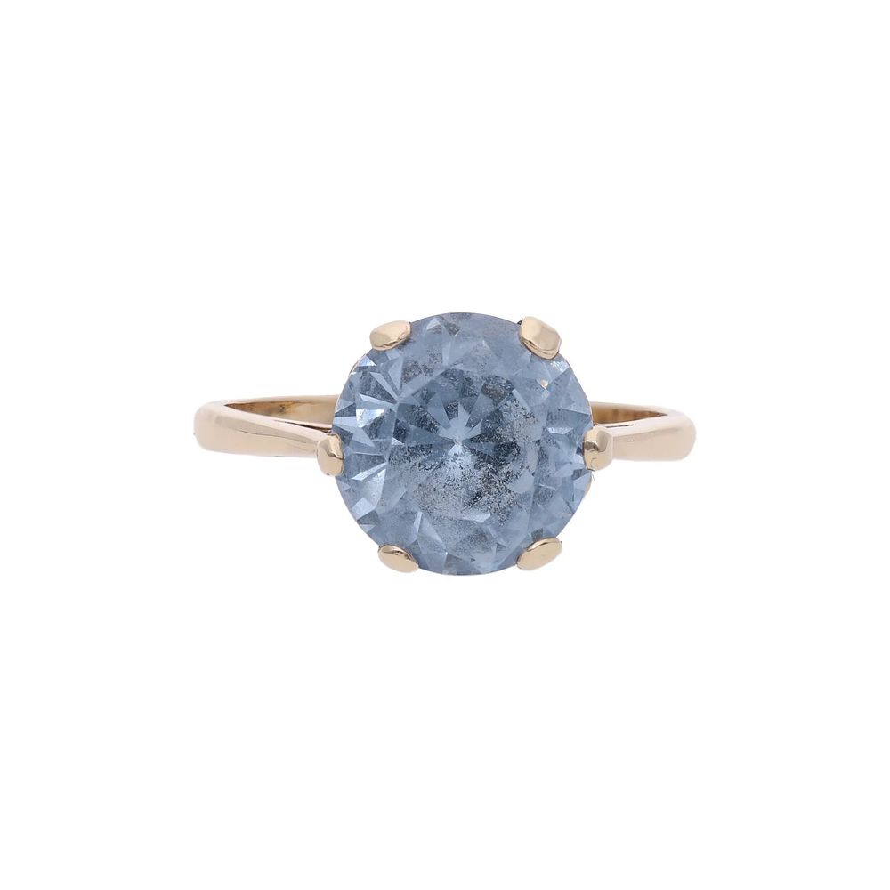 Lot 446: 9ct Gold and Blue Topaz Ring, Size N.