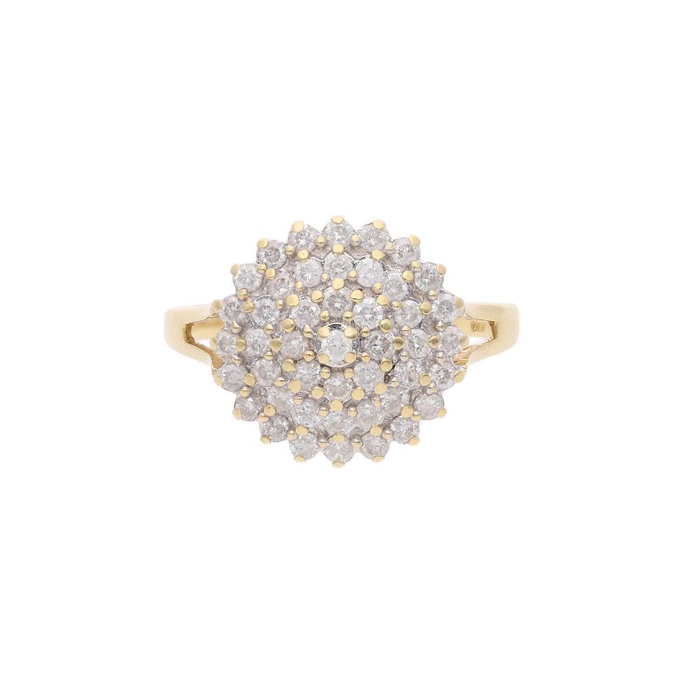 Lot 488: 18ct Gold and Diamond Cluster Ring, Size S