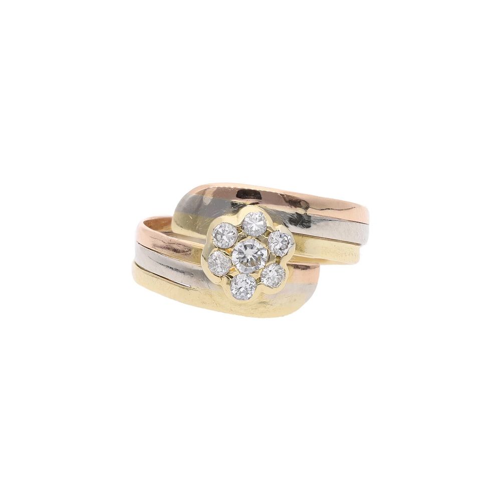 Lot 491: 18ct Gold Three Tone Diamond Daisy Ring, Size 5 | K
