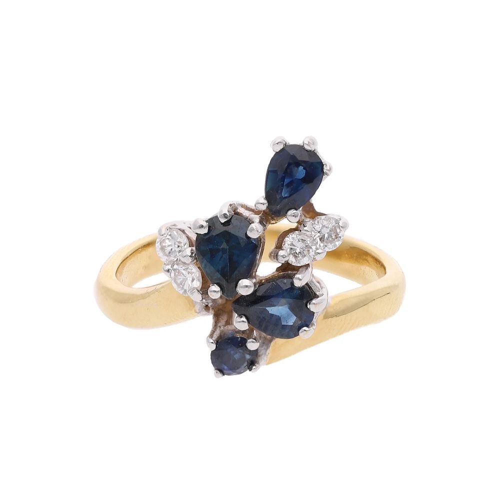 Lot 500: 18ct Gold Sapphire and Diamond Cluster Ring, Size 5.5 | K