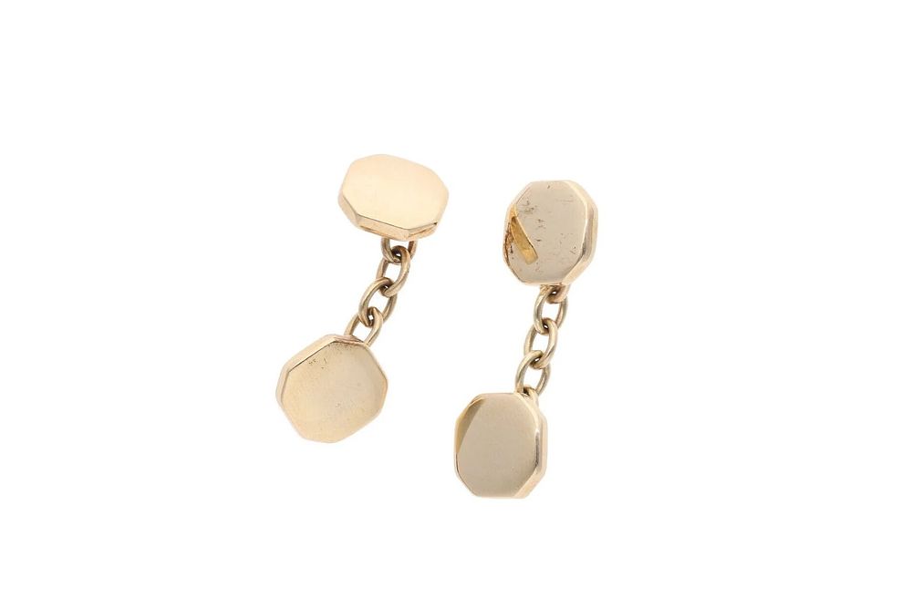 Lot 573: Heavy 9ct Gold Plain Cufflinks