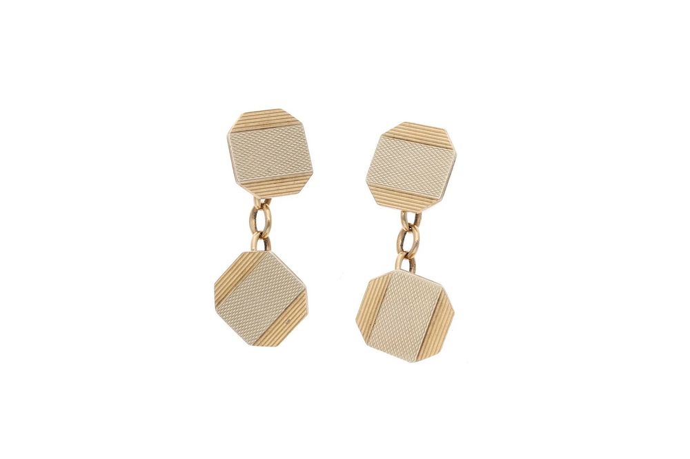 Lot 575: 9ct Gold Two Tone Cufflinks