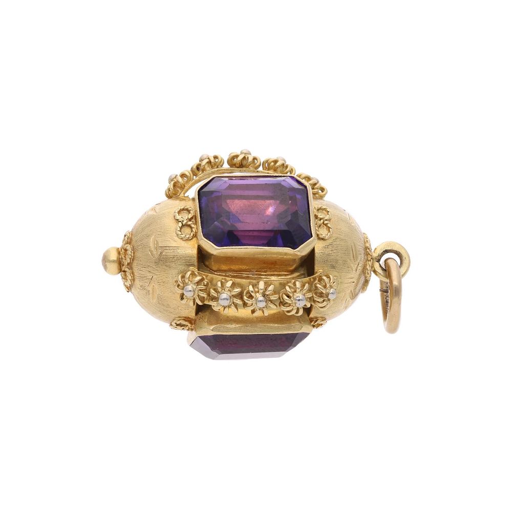 Lot 590: Antique 18ct Gold and Amethyst Pendant