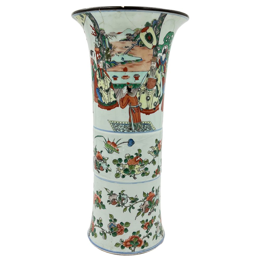 Lot 170: A QING DYNASTY WUCAI FIGURAL GUBEAKER VASE (1644-1911)