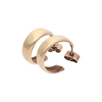9ct Gold Hoop Earrings 
HALLMARKS: Marked for 9ct Gold 
MEASUREMENT: 16.3mm deep, 16.7mm drop 