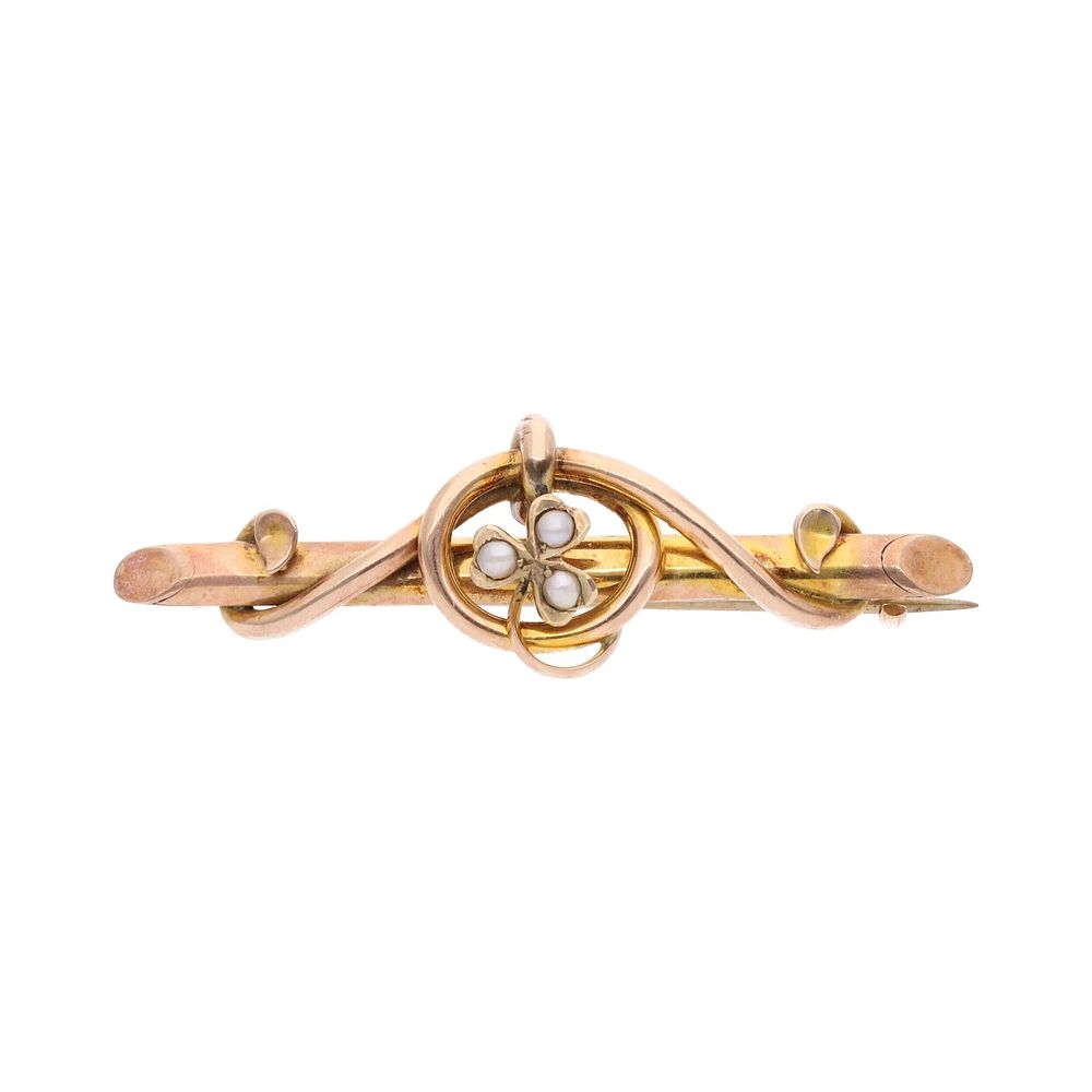 Lot 155: 9ct Gold and Pearl Three Leaf Clover Brooch