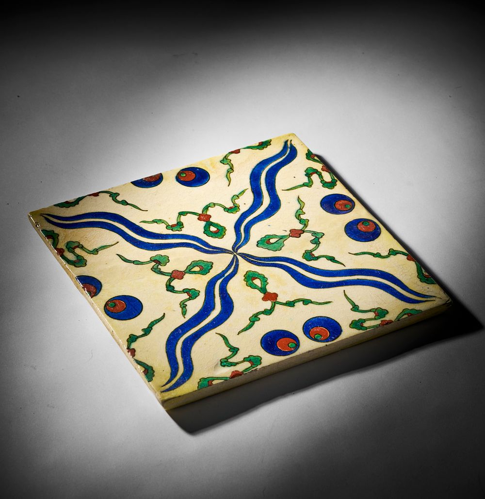 Lot 152: IZNIK CINTAMANI PALACE TILE, ISTANBUL (CONSTANTINOPLE), 17TH-18TH CENTURY