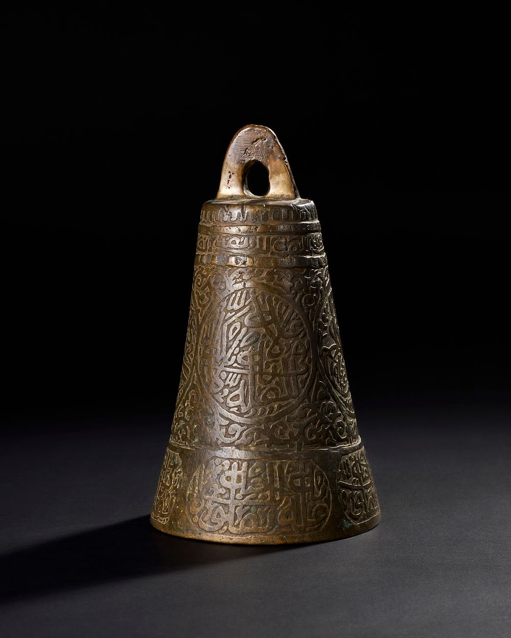 Lot 172: BRONZE NECK HANGING CAMEL BELL WITH CALLIGRAPHY