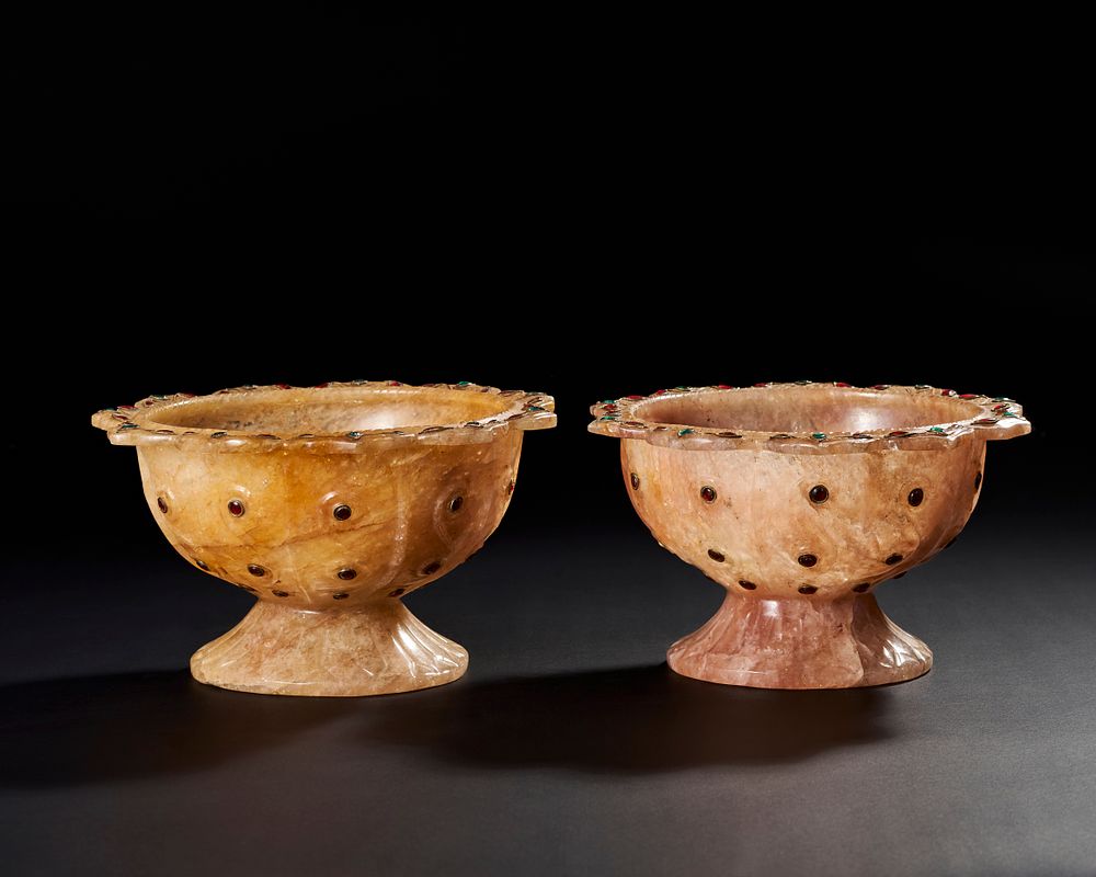 Lot 202: A PAIR OF MUGHAL STYLE MARBLE BOWLS WITH SEMI GEMSTONES