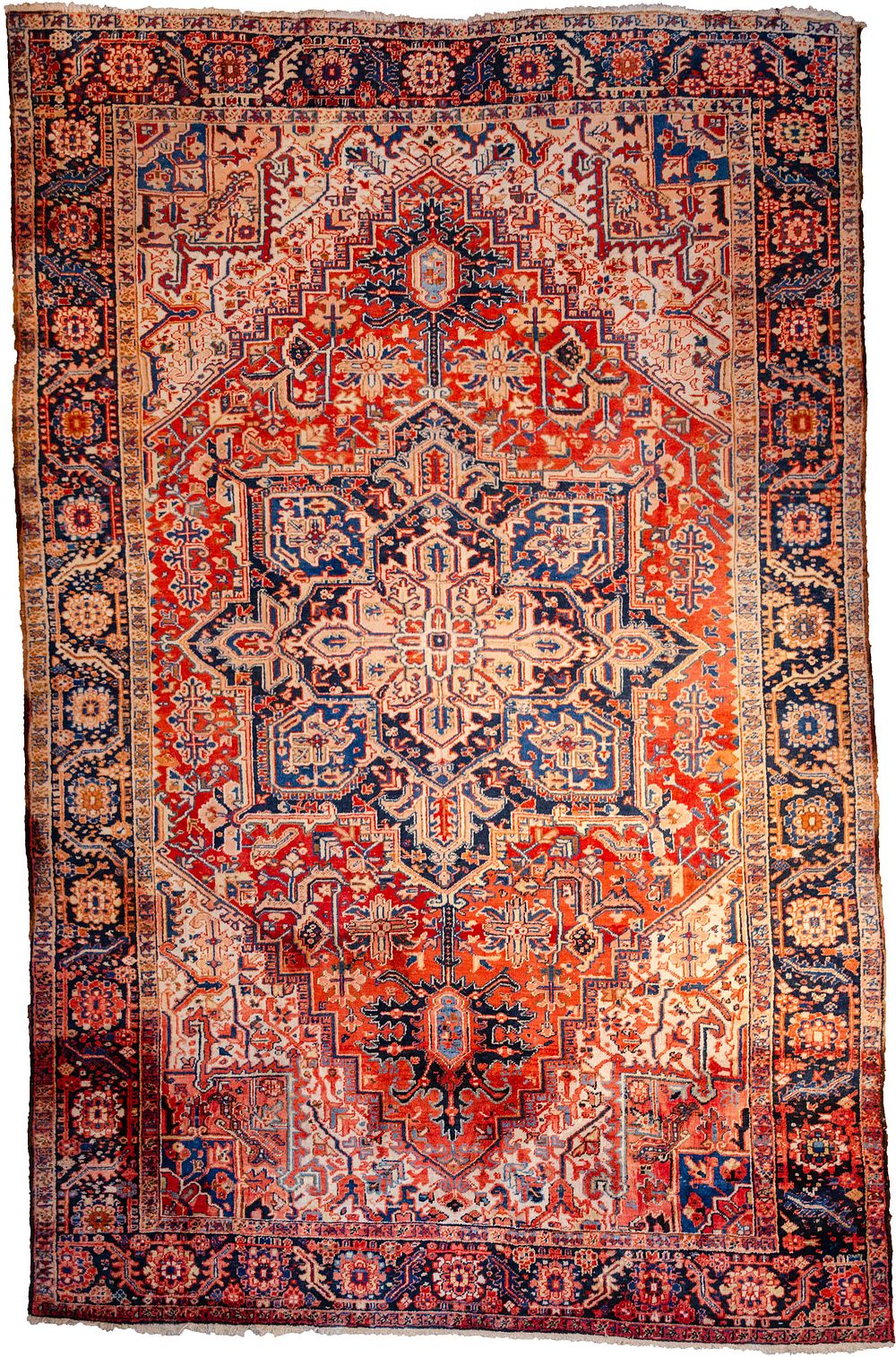 Lot 356: LARGE VINTAGE HERIZ CARPET, 359 X 244CM