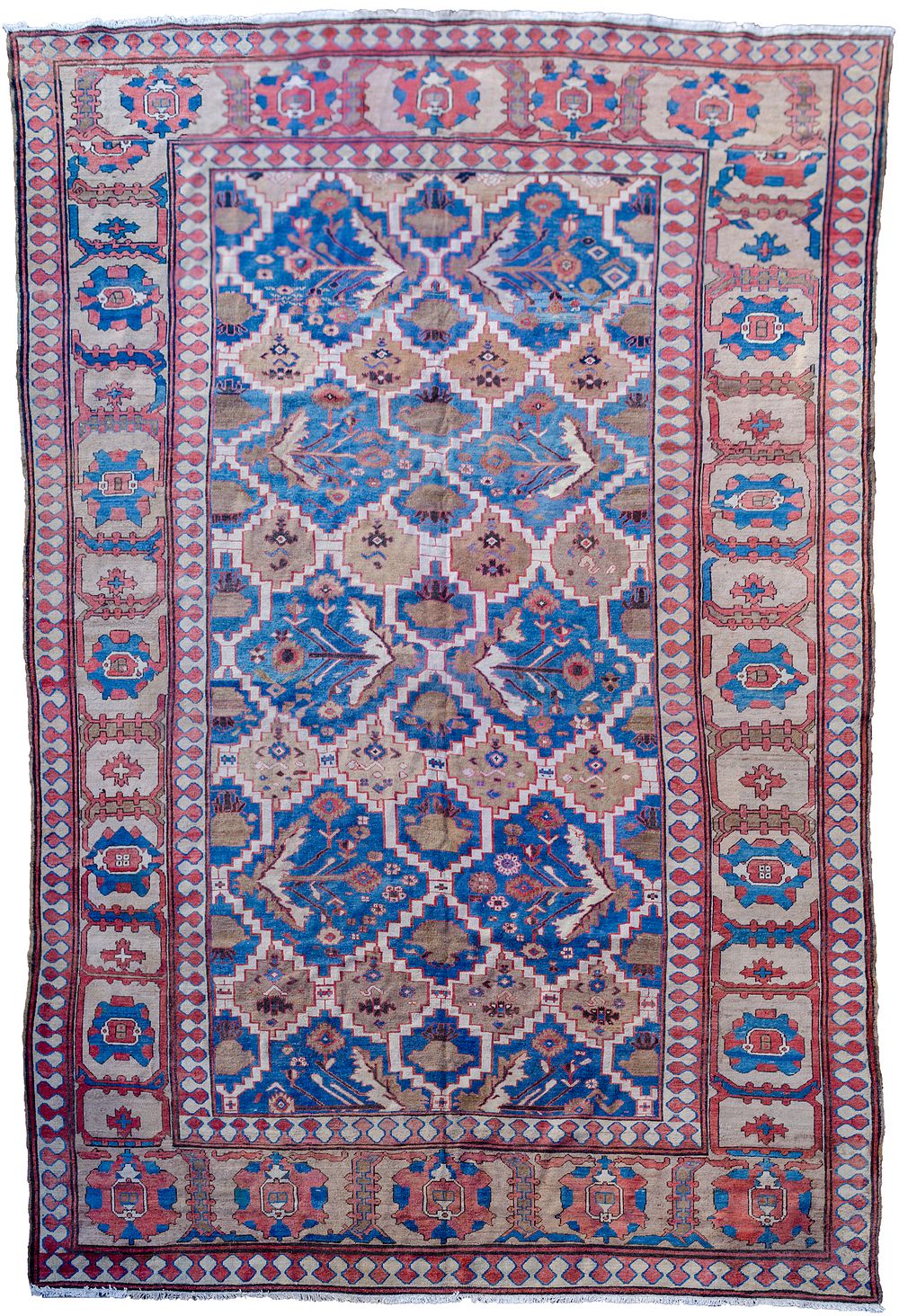 Lot 363: A VERY LARHE ANTIQUE BAKHSHAYSH CARPET, 490 X 347CM