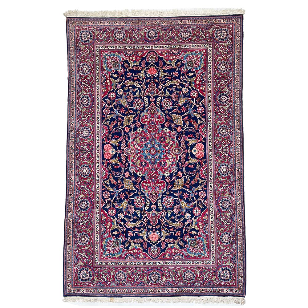 Lot 205: PERSIAN KASHAN RUG, 20TH CENTURY