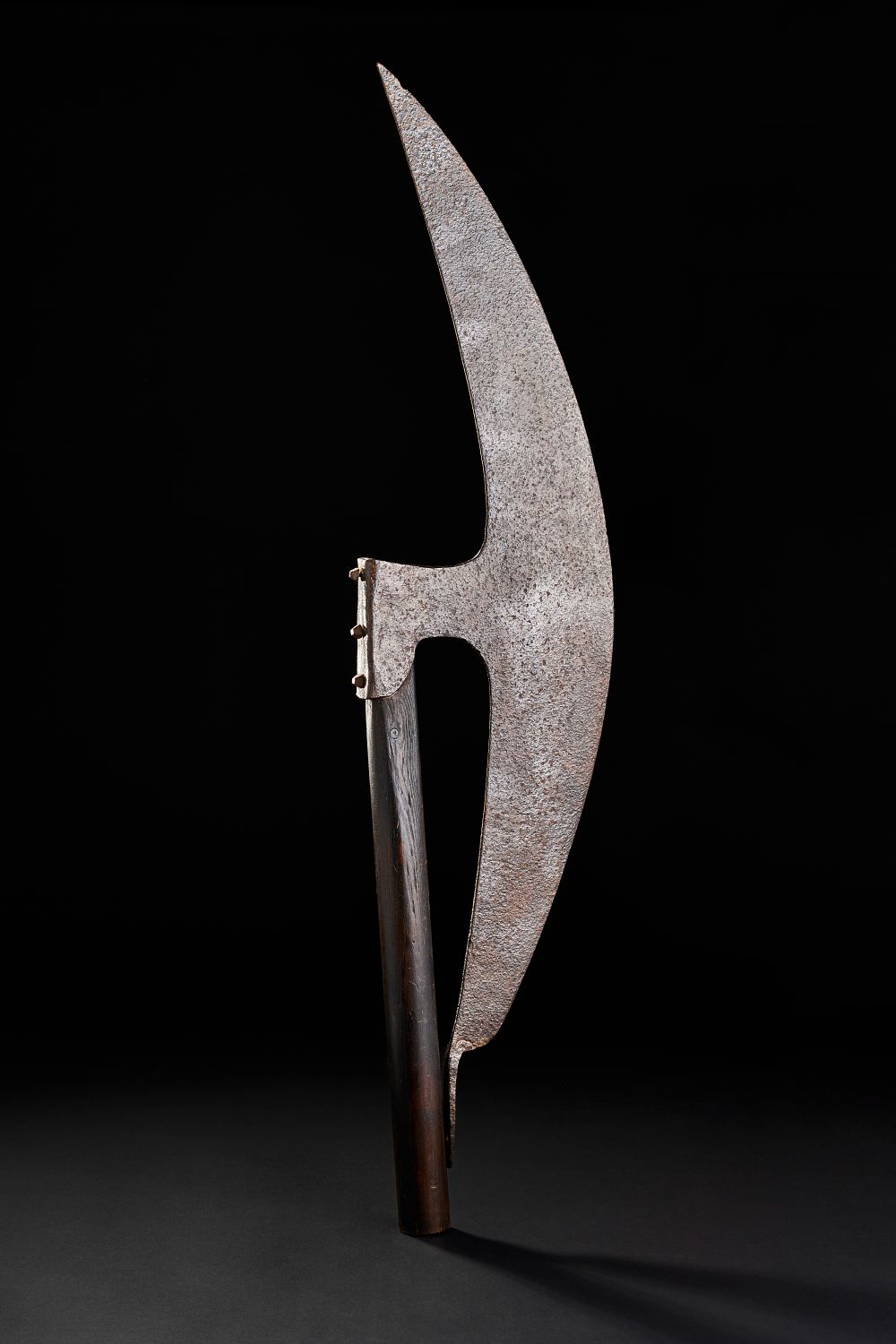 Lot 193: A RARE IRON AXE, OTTOMAN OR MAMLUK, 15TH - 16TH CENTURY