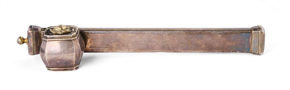 Lot 179: A SILVER PEN-BOX (DIVIT) WITH TUGHRA, OTTOMAN TURKEY, 19TH CENTURY