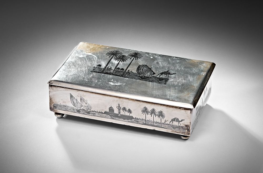 Lot 245: A 20TH CENTURY IRAQI SILVER AND NIELLO CIGAR BOX
