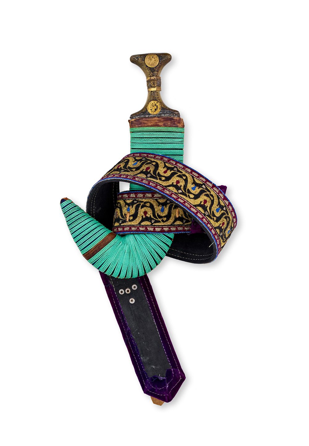 Lot 153: A YEMENI JAMBIYA DAGGER WITH BELT, 19TH - 20TH CENTURY